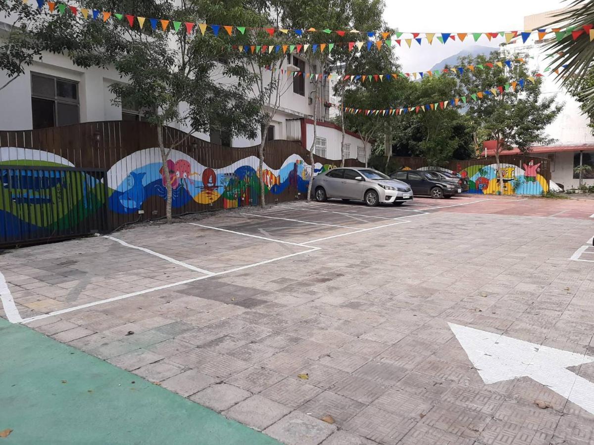 蓝色猫头鹰民宿 花莲市 外观 照片